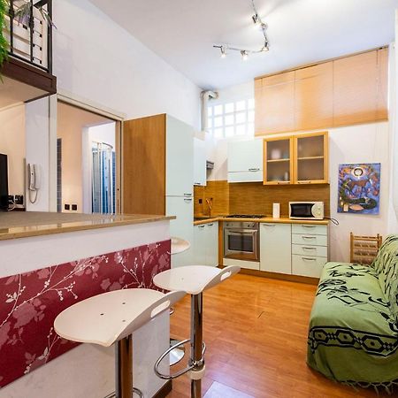 Extensive Terrace Navigli Toy Artistic Apartment Milano Dış mekan fotoğraf
