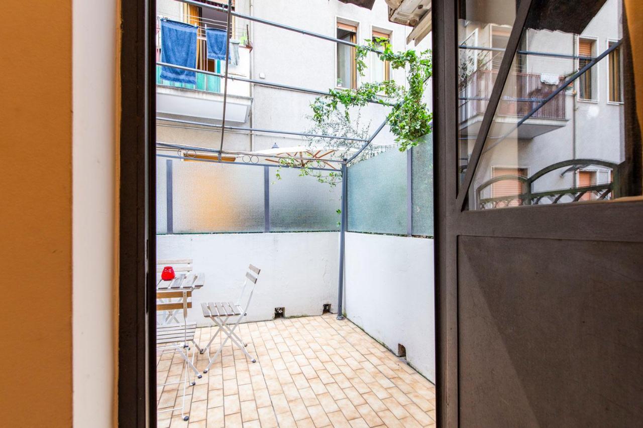Extensive Terrace Navigli Toy Artistic Apartment Milano Dış mekan fotoğraf