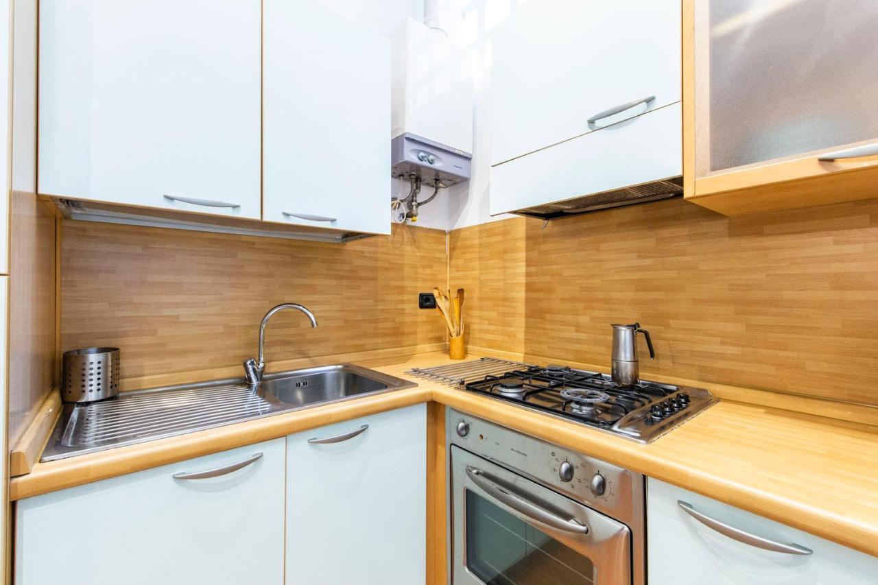 Extensive Terrace Navigli Toy Artistic Apartment Milano Dış mekan fotoğraf