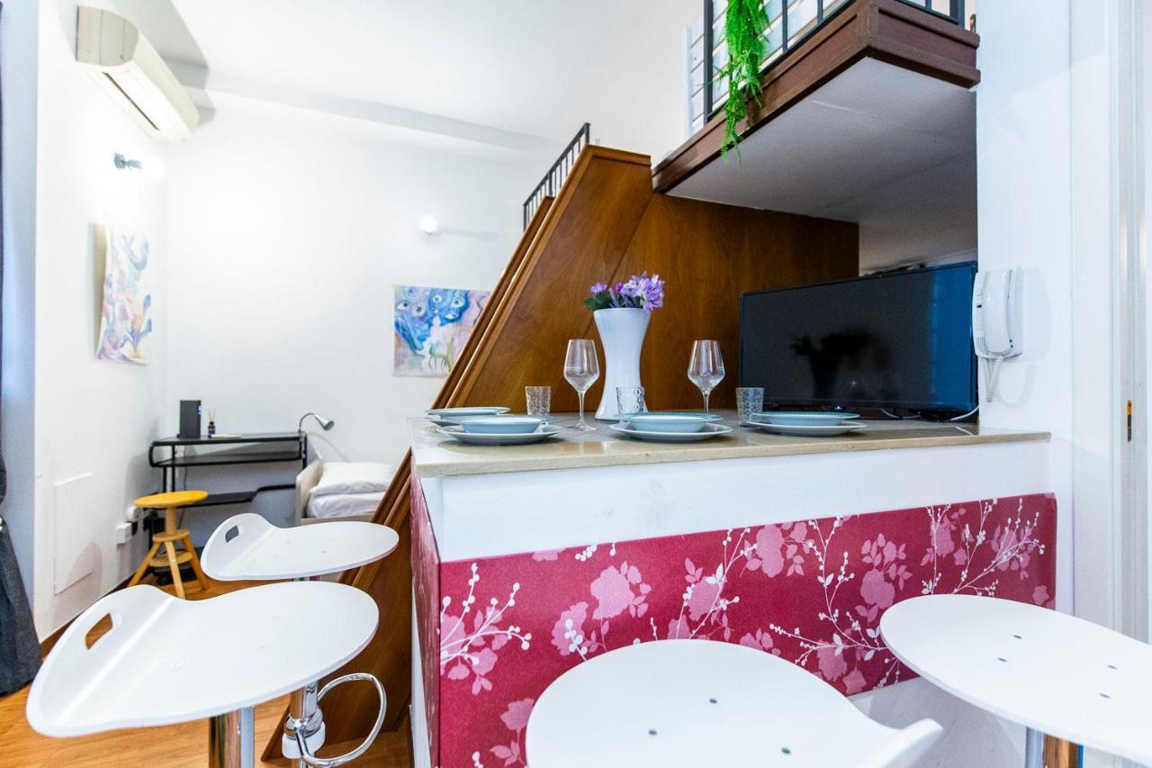 Extensive Terrace Navigli Toy Artistic Apartment Milano Dış mekan fotoğraf
