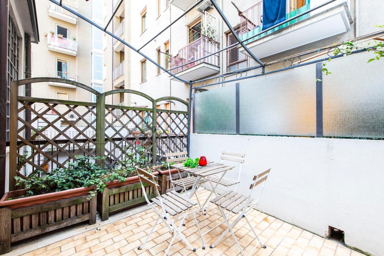 Extensive Terrace Navigli Toy Artistic Apartment Milano Dış mekan fotoğraf