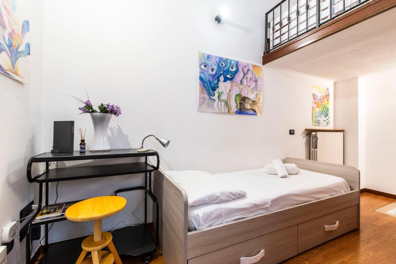 Extensive Terrace Navigli Toy Artistic Apartment Milano Dış mekan fotoğraf